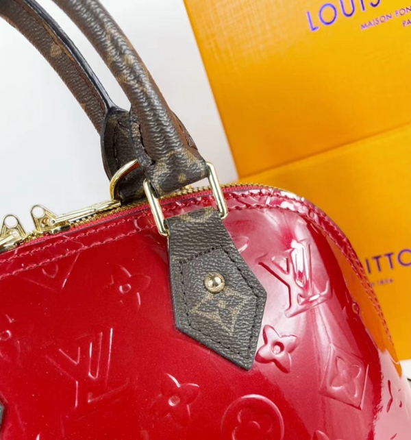 ルイヴィトンバッグ細部ディテール